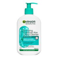Garnier Skinactive Hyaluronic Aloe Cleansing Gel For Dry Skin - 250 ml.