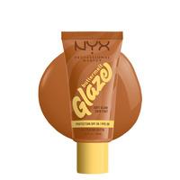 NYX Buttermelt Glaze SPF30 Foundation - Praline Butta 06
